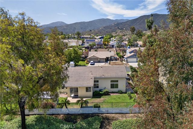 711 Donatello Drive, Corona, CA 92882
