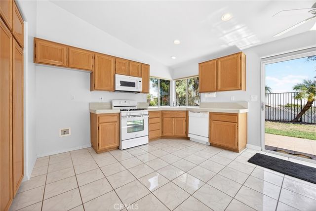 711 Donatello Drive, Corona, CA 92882