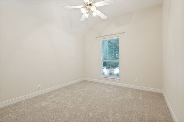 828 Spring Creek Drive, Grapevine, TX 76051