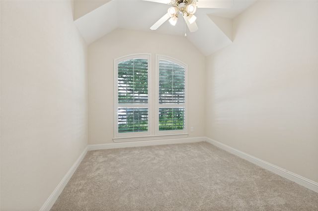 828 Spring Creek Drive, Grapevine, TX 76051