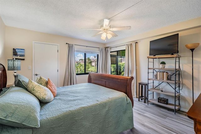 107 LAKEVIEW PLACE 7, Oldsmar, FL 34677