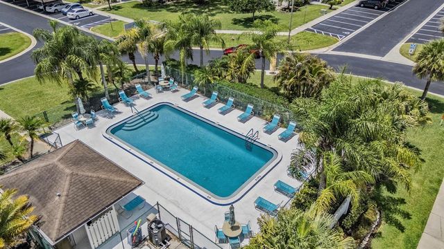 107 LAKEVIEW PLACE 7, Oldsmar, FL 34677