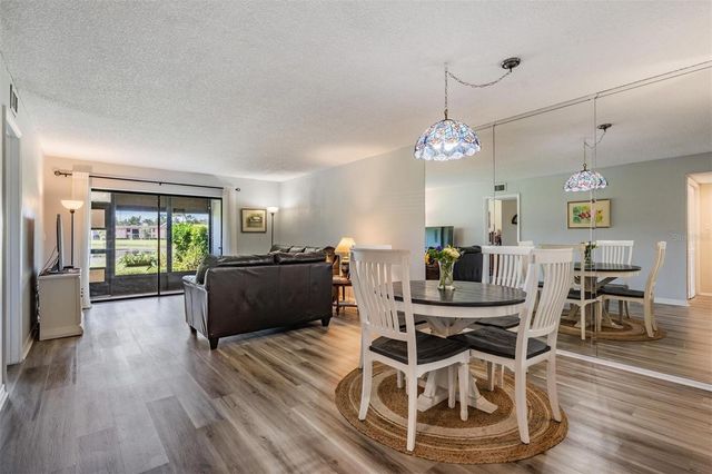 107 LAKEVIEW PLACE 7, Oldsmar, FL 34677