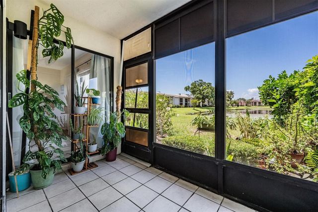 107 LAKEVIEW PLACE 7, Oldsmar, FL 34677