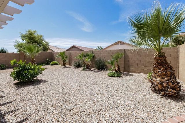 31318 N Shale Drive, San Tan Valley, AZ 85143