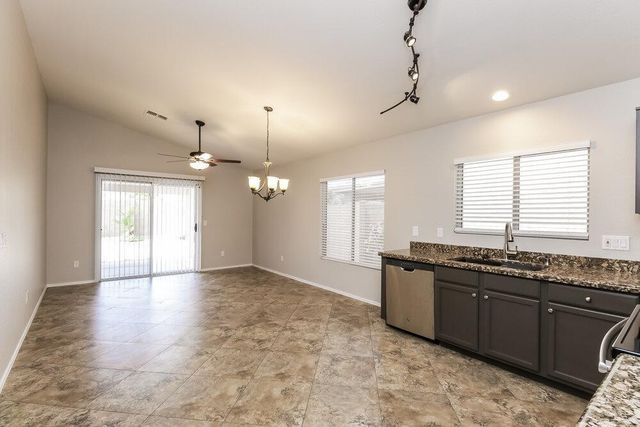 31318 N Shale Drive, San Tan Valley, AZ 85143