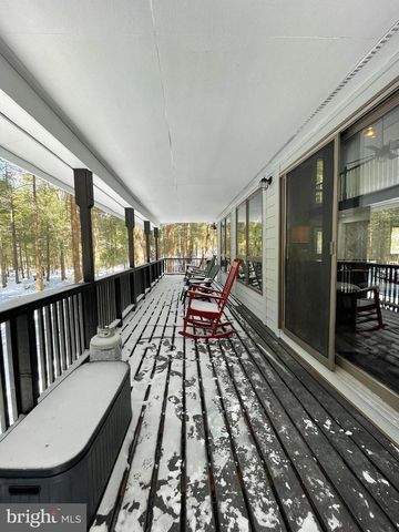 285 LAKE SHORE DR, Oakland, MD 21550