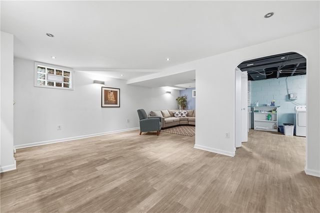 1285 CEDAR BLVD, Mt Lebanon, PA 15228