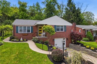 1285 CEDAR BLVD, Mt Lebanon, PA 15228