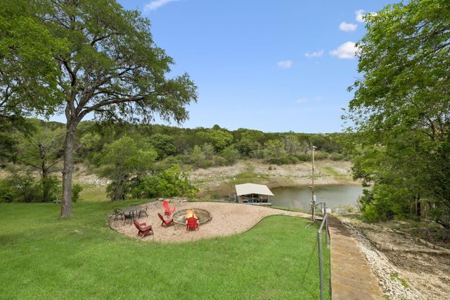 25420 Cove DR, Spicewood, TX 78669