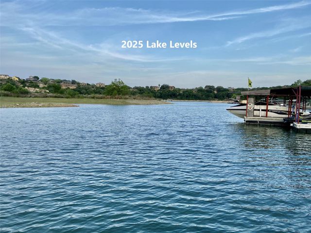 25420 Cove DR, Spicewood, TX 78669