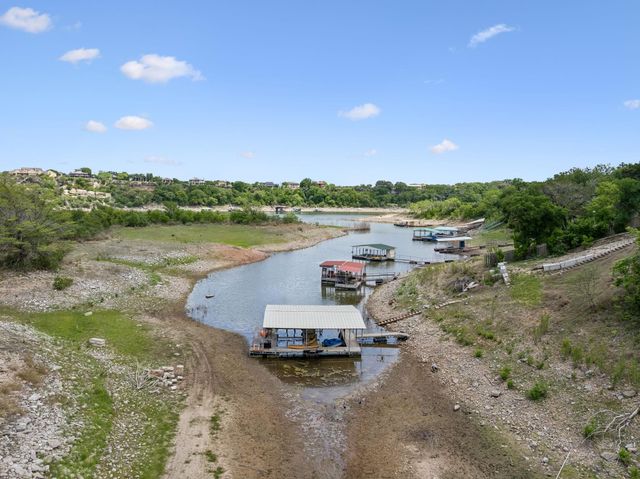 25420 Cove DR, Spicewood, TX 78669