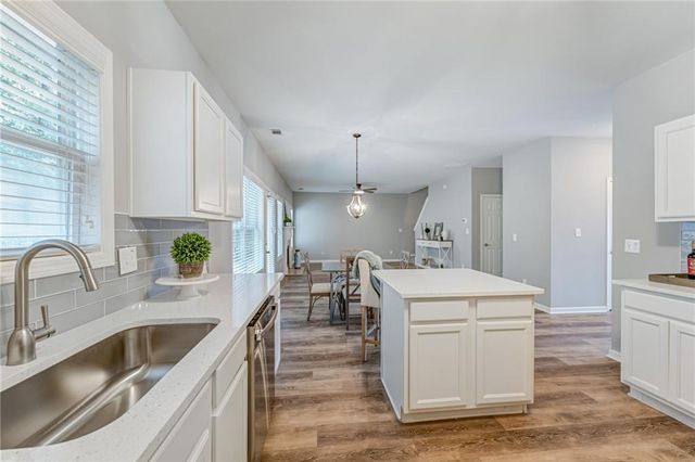 1438 Autumn Wood Trail, Sugar Hill, GA 30518