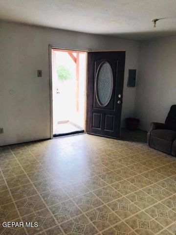 9979 Morocco Circle, Socorro, TX 79927