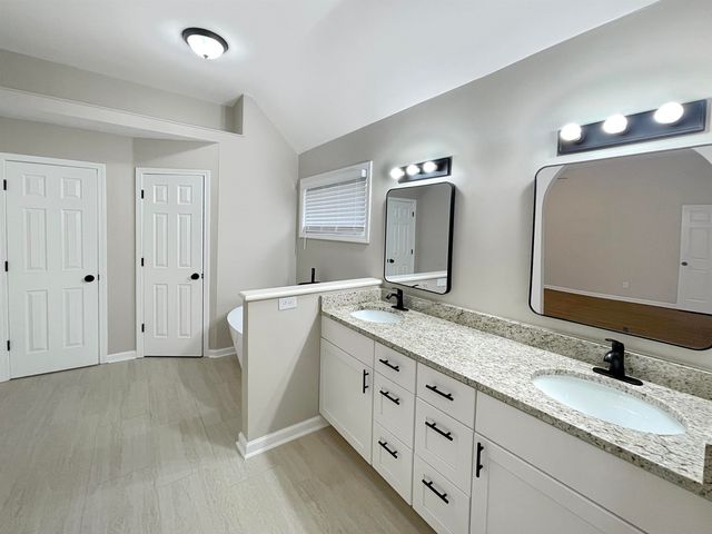 5070 ASHLAND GROVE ST, Bartlett, TN 38002