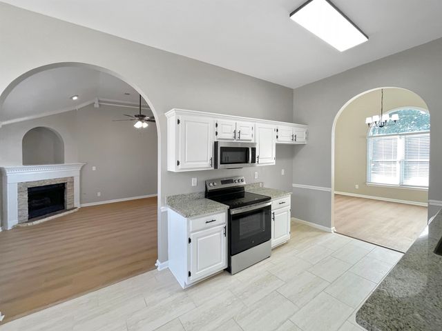 5070 ASHLAND GROVE ST, Bartlett, TN 38002