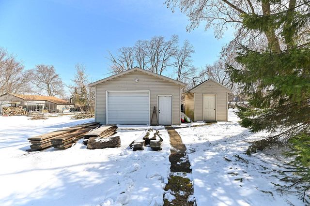 4230 S Packard AVENUE, Saint Francis, WI 53235