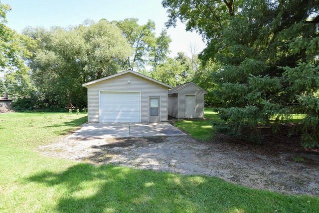 4230 S Packard AVENUE, Saint Francis, WI 53235