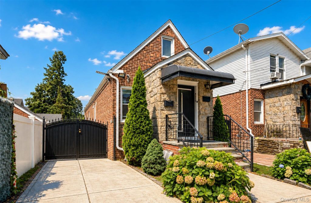 10238 85th Road, Richmond Hill, NY 11418 — exterior