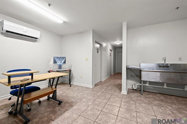 12581 Roundsaville Rd, Baton Rouge, LA 70818