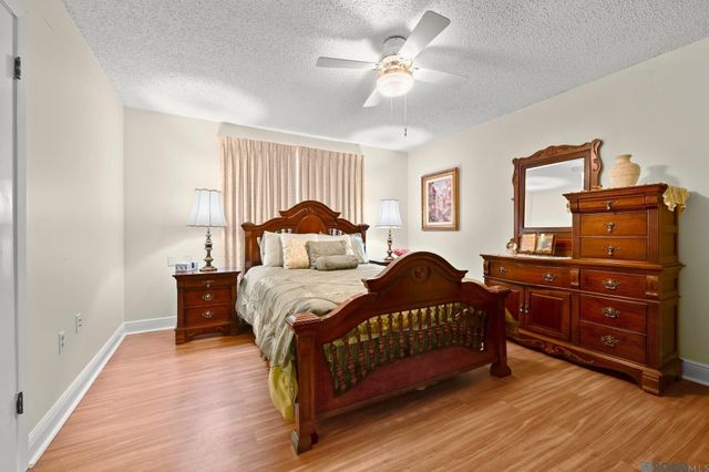 12581 Roundsaville Rd, Baton Rouge, LA 70818