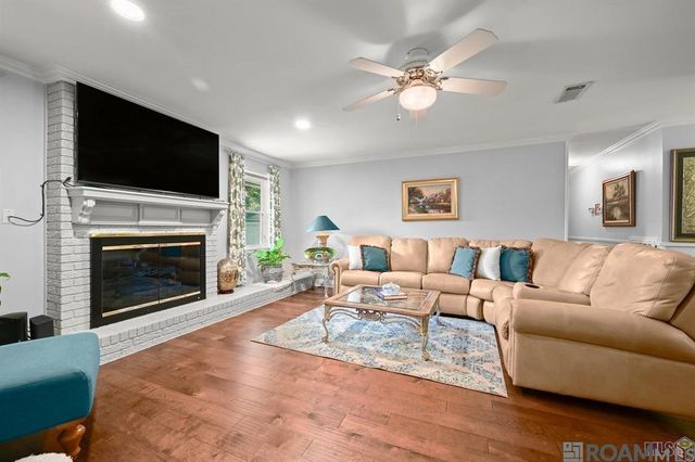 12581 Roundsaville Rd, Baton Rouge, LA 70818