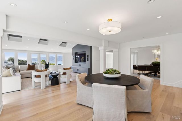 25 Mark Ter, Tiburon, CA 94920