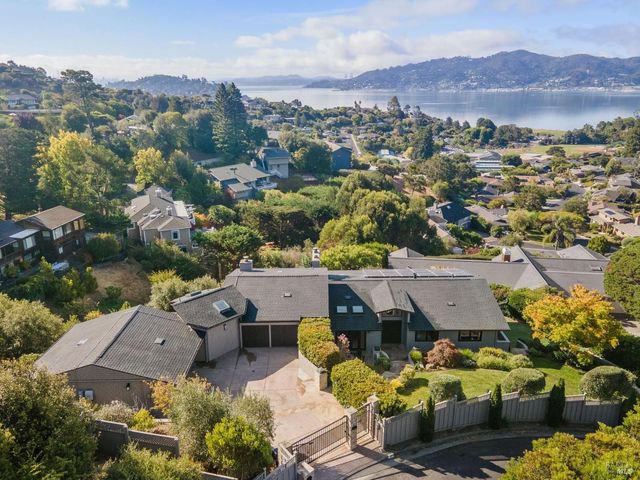 25 Mark Ter, Tiburon, CA 94920