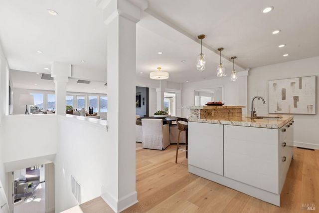 25 Mark Ter, Tiburon, CA 94920