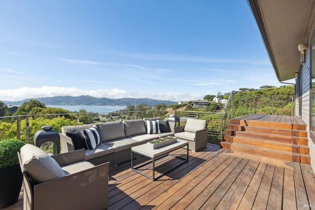 25 Mark Ter, Tiburon, CA 94920