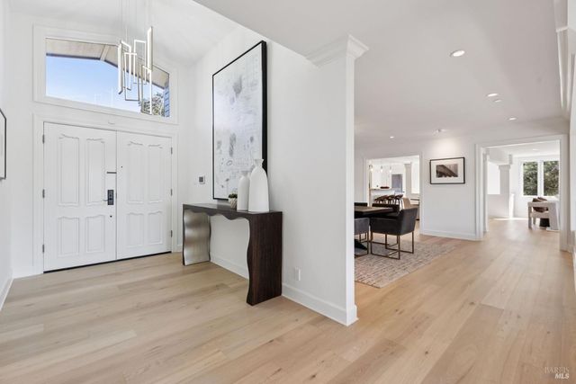 25 Mark Ter, Tiburon, CA 94920