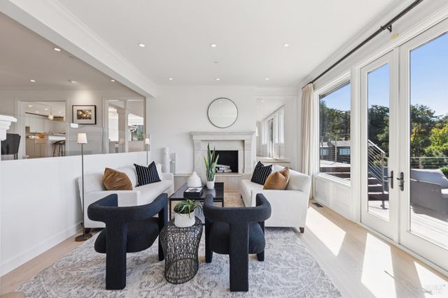 25 Mark Ter, Tiburon, CA 94920