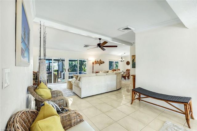 785 Willow CT, Marco Island, FL 34145