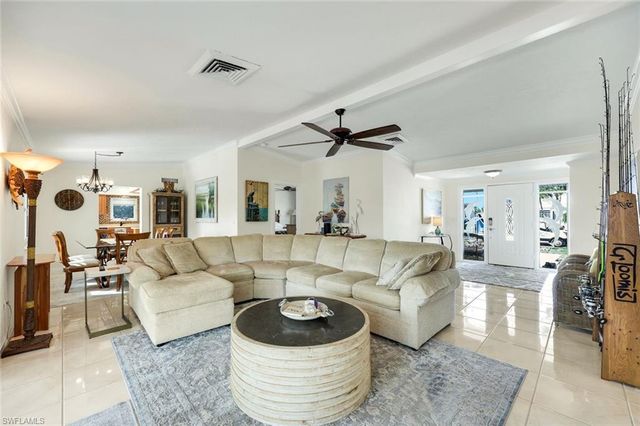 785 Willow CT, Marco Island, FL 34145