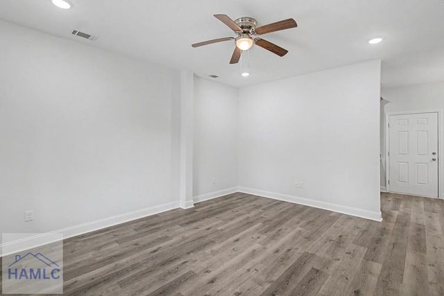 205 - B Bagley Avenue, Hinesville, GA 31313