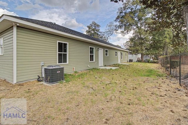 205 - B Bagley Avenue, Hinesville, GA 31313