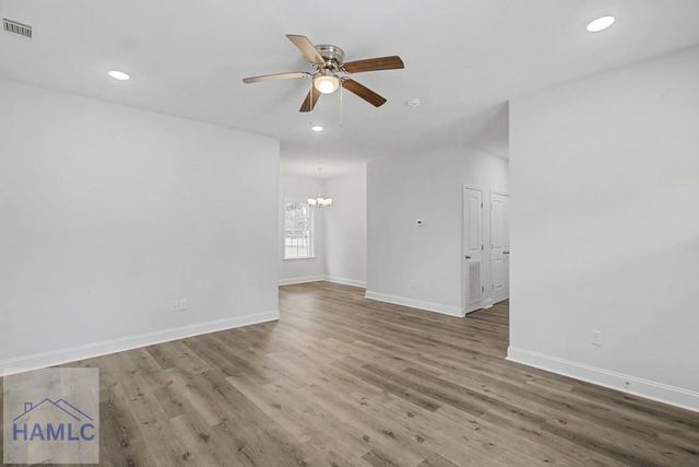 205 - B Bagley Avenue, Hinesville, GA 31313