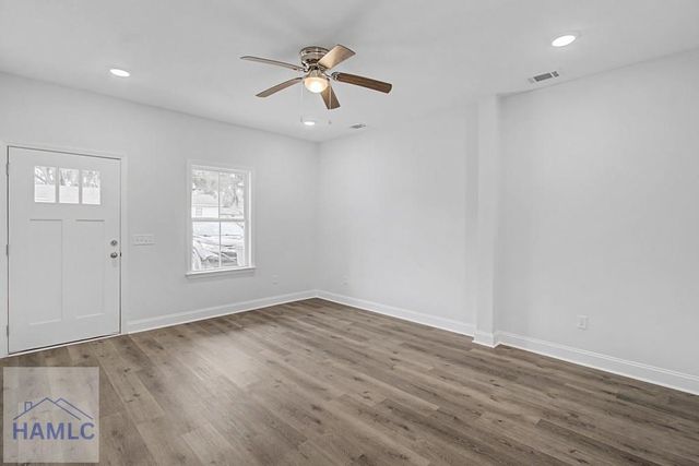 205 - B Bagley Avenue, Hinesville, GA 31313