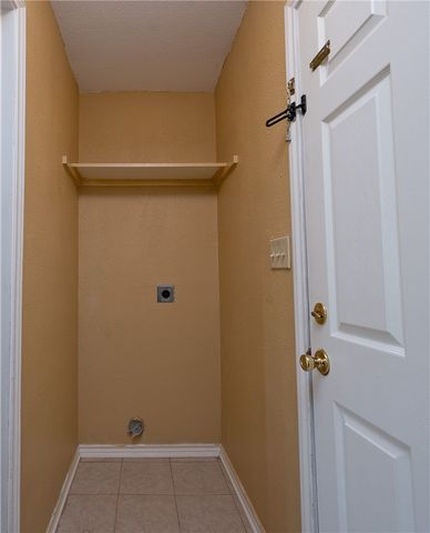 2007 Margaret Ln, Kingsville, TX 78363