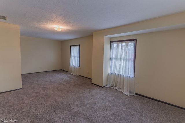 51883 Telegraph, Amherst, OH 44001