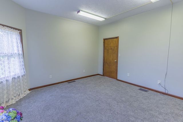 51883 Telegraph, Amherst, OH 44001