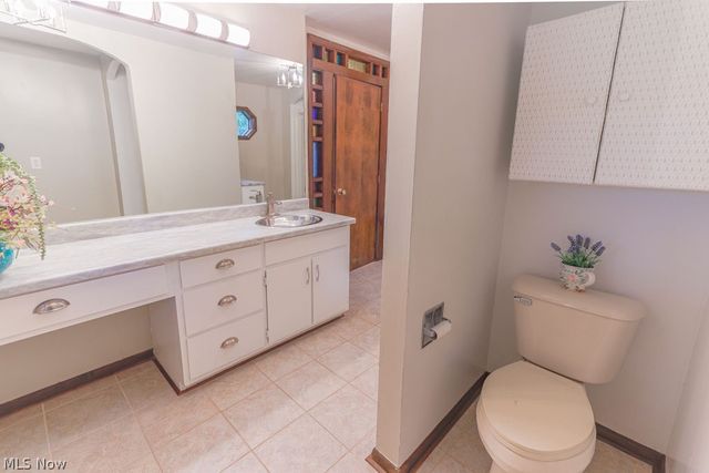 51883 Telegraph, Amherst, OH 44001