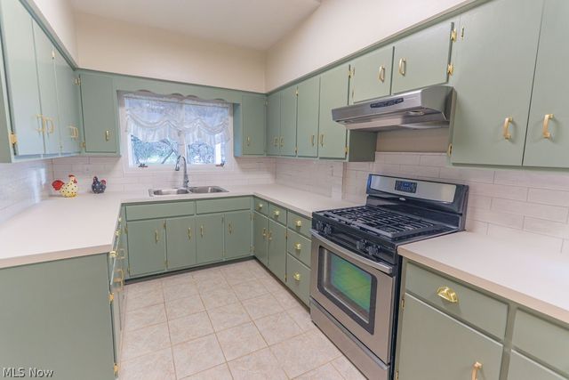 51883 Telegraph, Amherst, OH 44001
