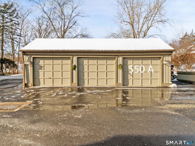 550 Heritage Village A, Southbury, CT 06488