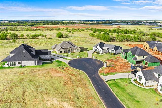 2401 Heathery Park, Oklahoma City, OK 73128