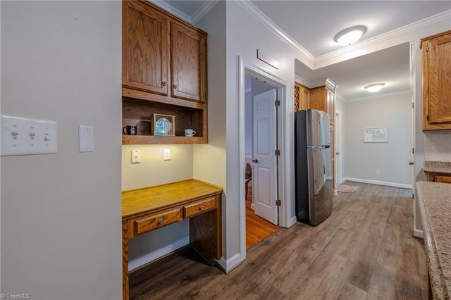 2448 Glen Cove Way, High Point, NC 27265