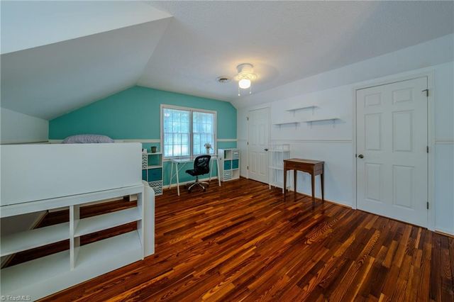 2448 Glen Cove Way, High Point, NC 27265