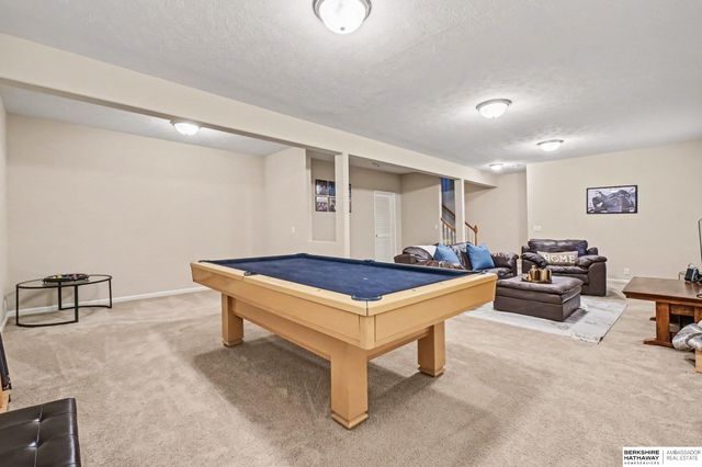 7153 N 115th Street, Omaha, NE 68142