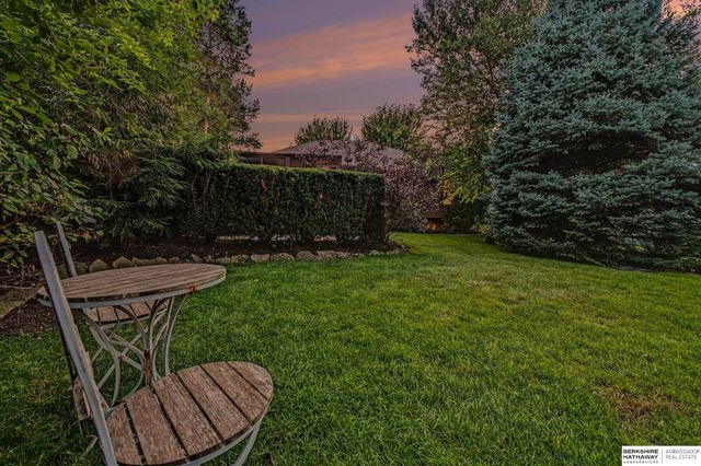 7153 N 115th Street, Omaha, NE 68142