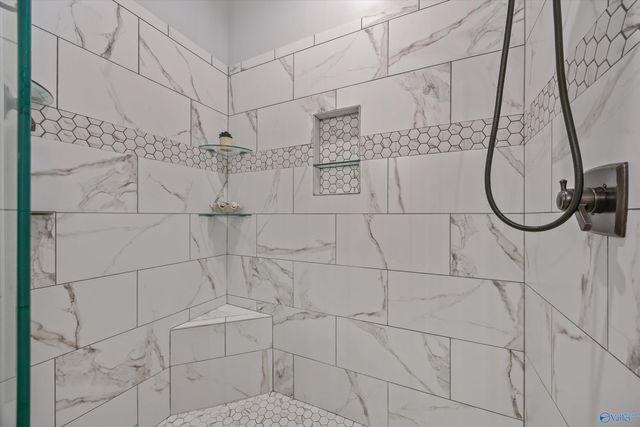 28955 Bungalow Lane NW, Madison, AL 35756